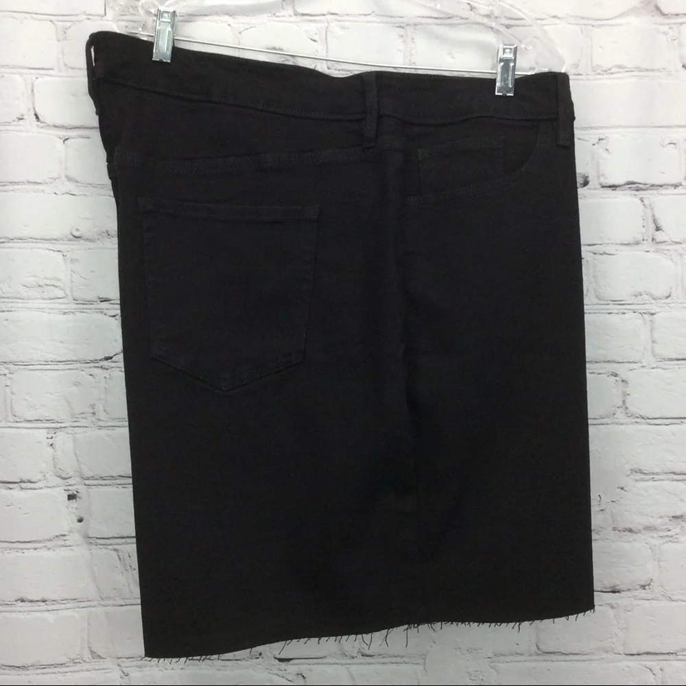 Ava & Viv Jean Shorts Women’s Plus Sz 22W Blk High Rise Cutoff Distressed Ripped - Picture 9 of 9